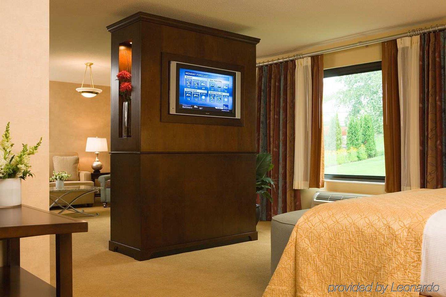 Doubletree By Hilton Hotel Boston - Bedford Glen Exterior foto