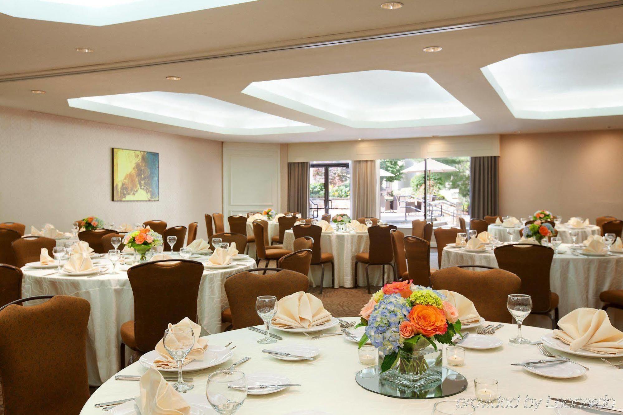 Doubletree By Hilton Hotel Boston - Bedford Glen Exterior foto